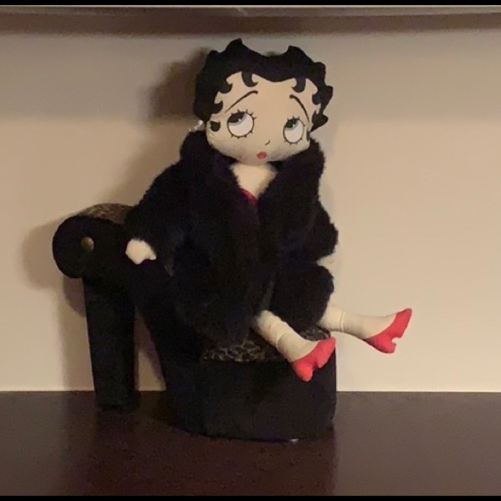 Meet your Posher, Lee